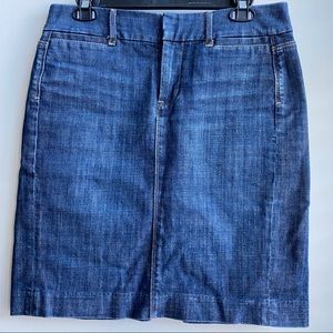 GAP Jeans midi skirt, Limited Edition. Size 4